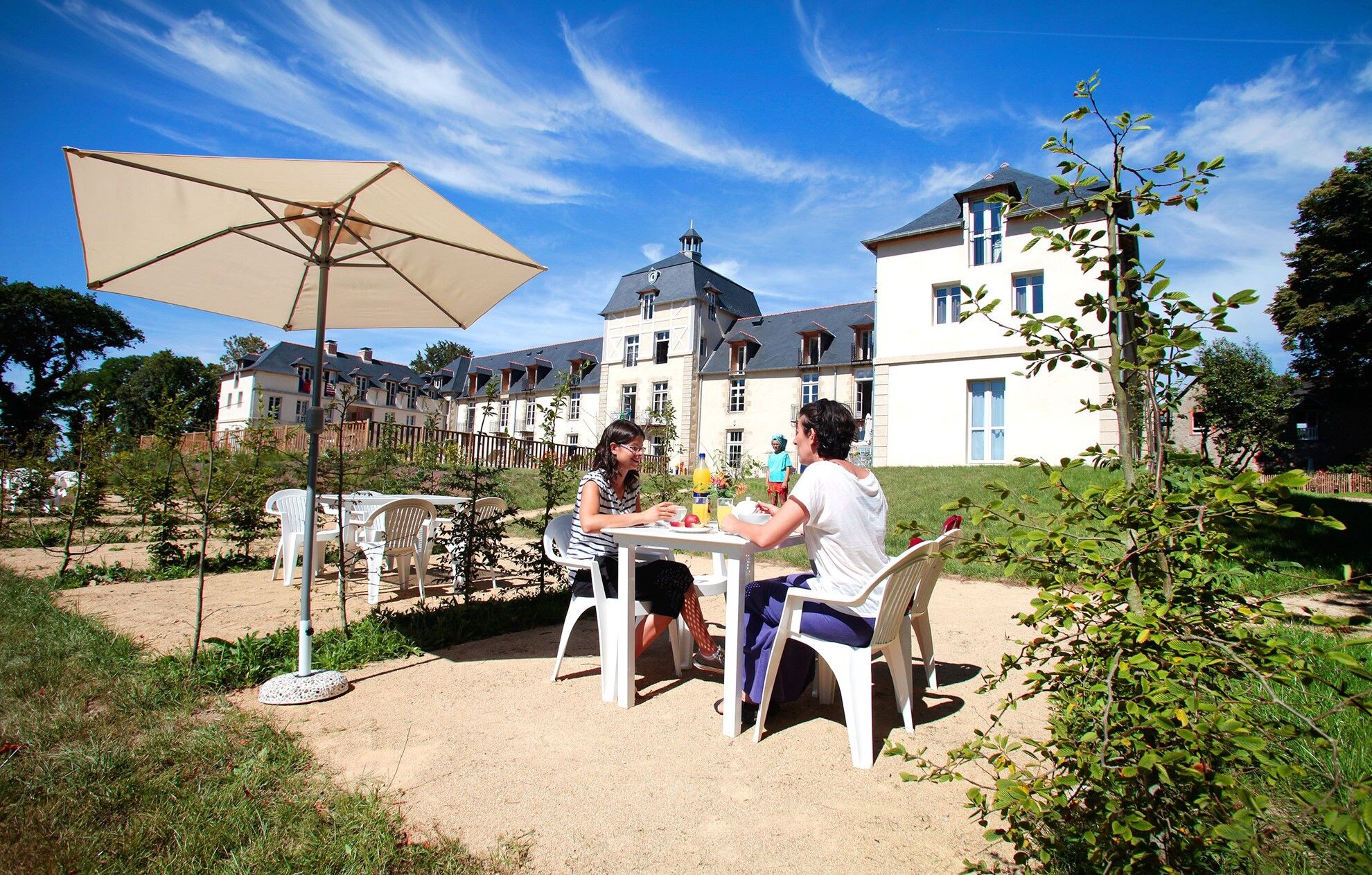 Baden - Le Château de Kergonano 2p 5p in Baden -5 personen
