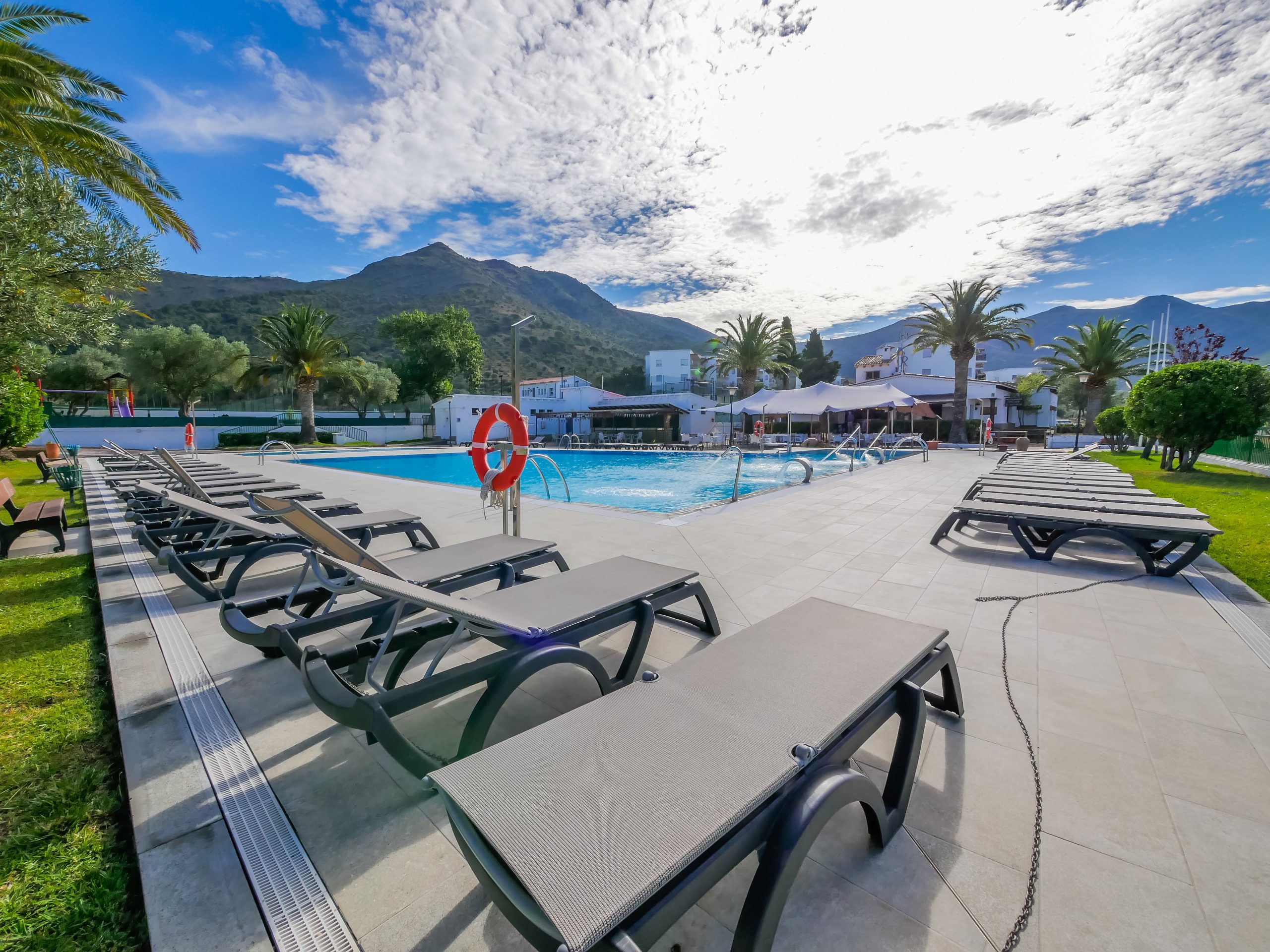 Rescator Resort 215 in Roses - Max. 4 personen