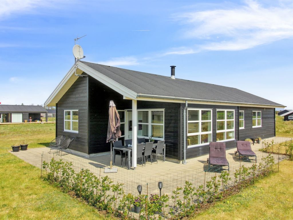 "Sinica" - all inclusive - 1.4km from the sea in NW Jutland in Løkken Regio Noordwest-Jutland