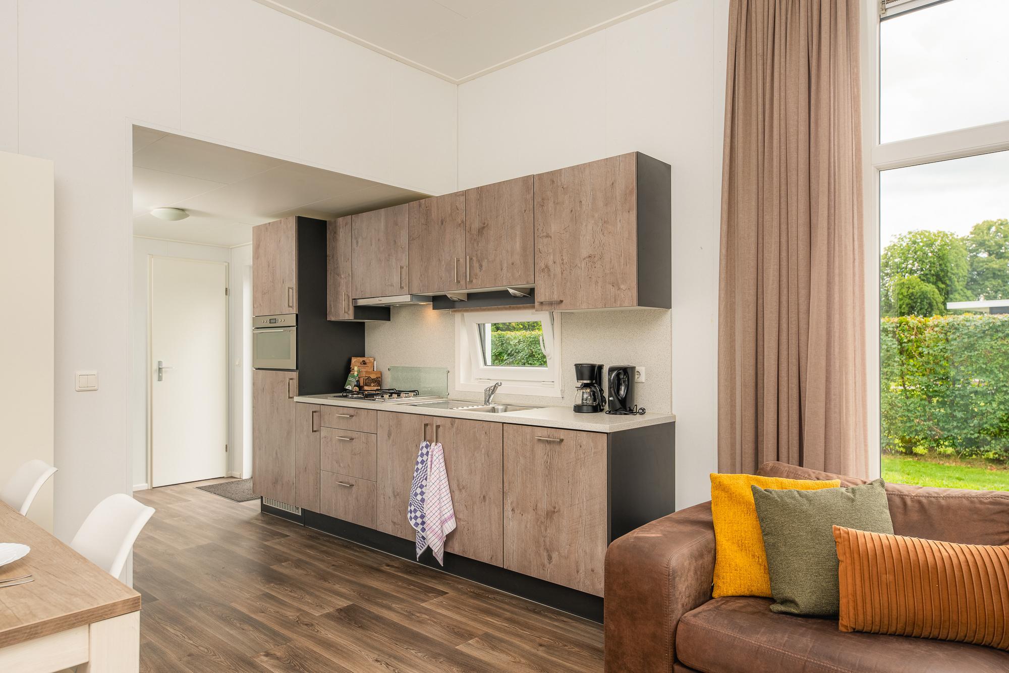 Forest lodge with hot tub - 4 people in Rijssen -4 personen