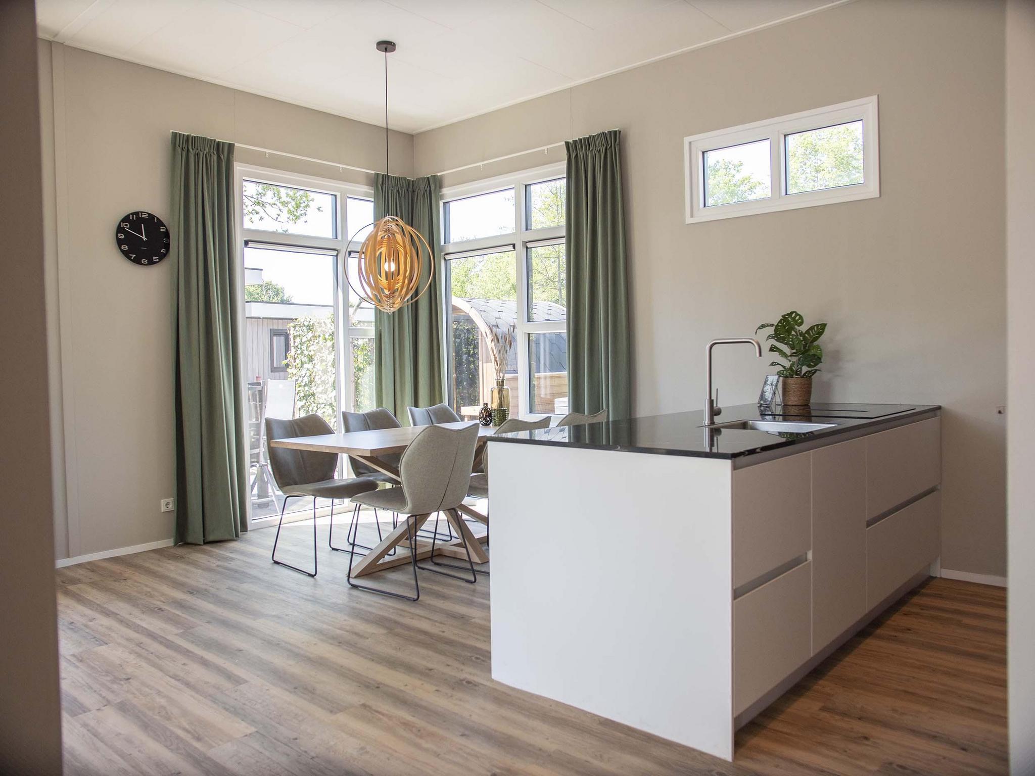 Belvedere 6 people Hottub in Cromvoirt -6 personen