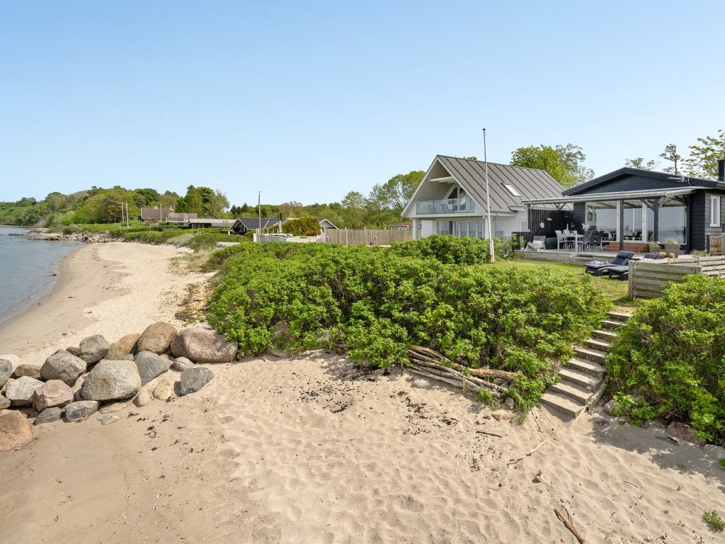 "Käthe" - 5m from the sea in Middelfart Regio Fyn & eilanden