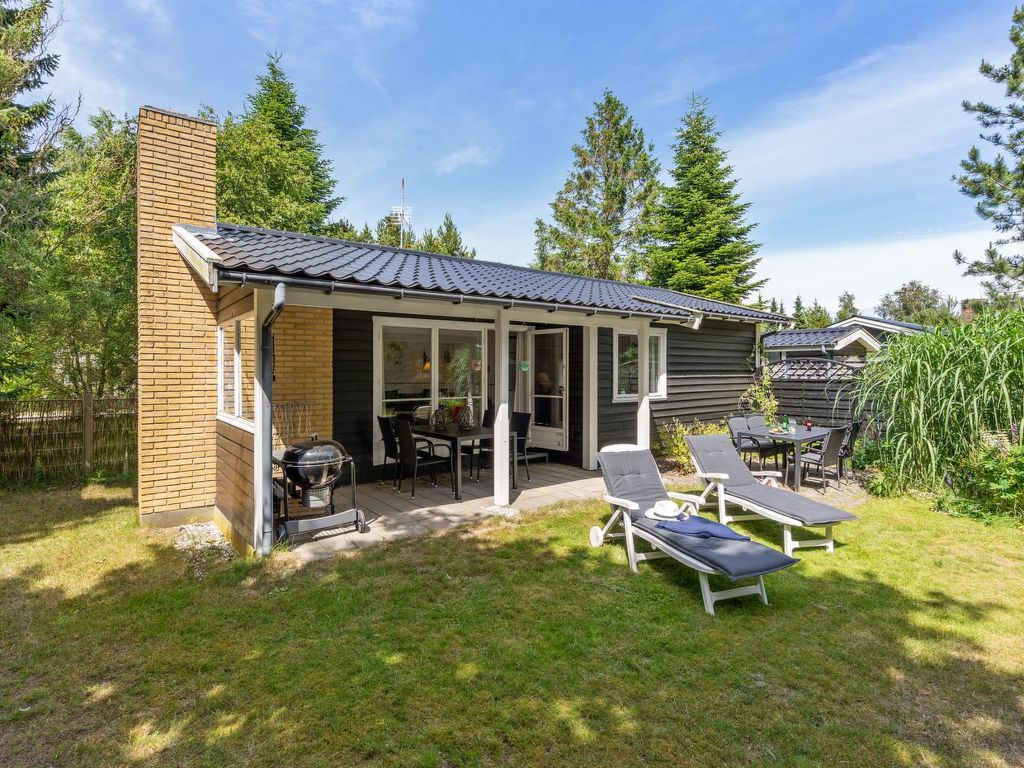 "Harri" - 700m from the sea in Væggerløse Regio Lolland, Falster & Møn