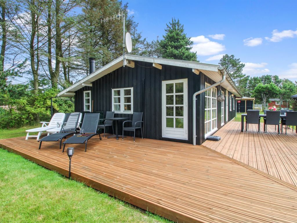 "Salgarth" - 450m from the sea in Sæby Regio Noordoost-Jutland