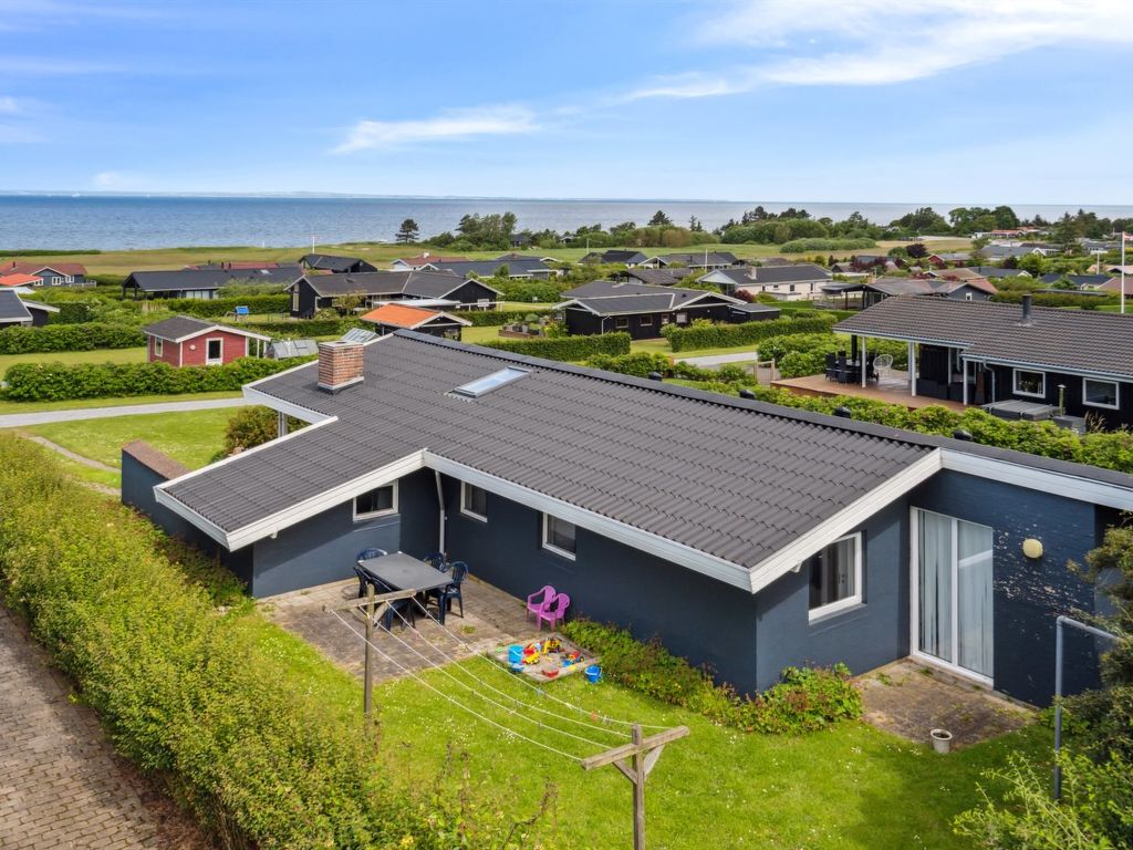 "Nelina" - 300m from the sea in Bogense Regio Fyn & eilanden