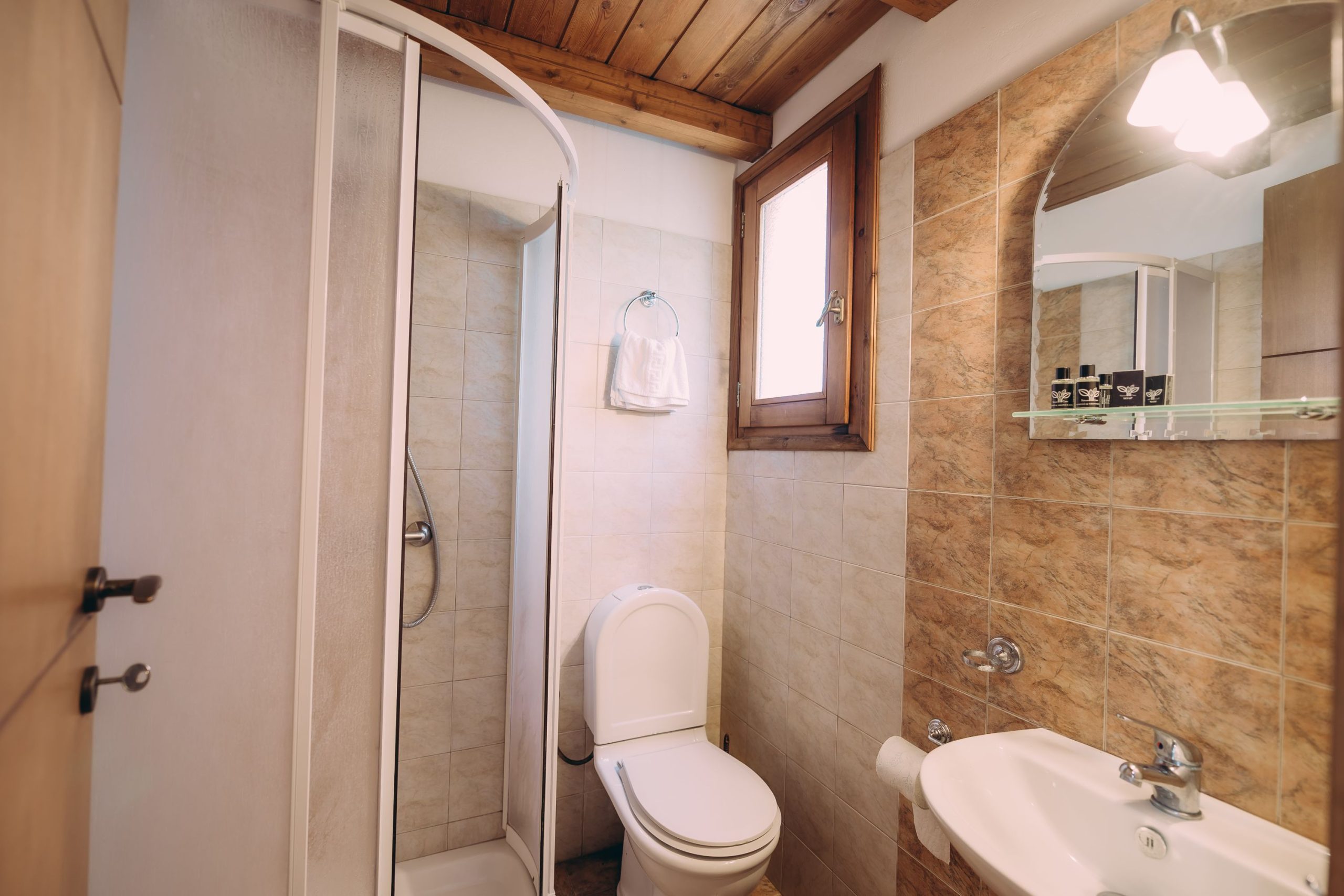 Trikalioti's Lush Estate Apt Arethousa in Palouki - Max. 3 personen