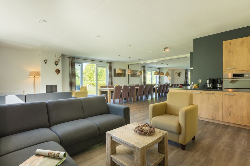 Grote Keizerlibel 24 in Paasloo -24 personen