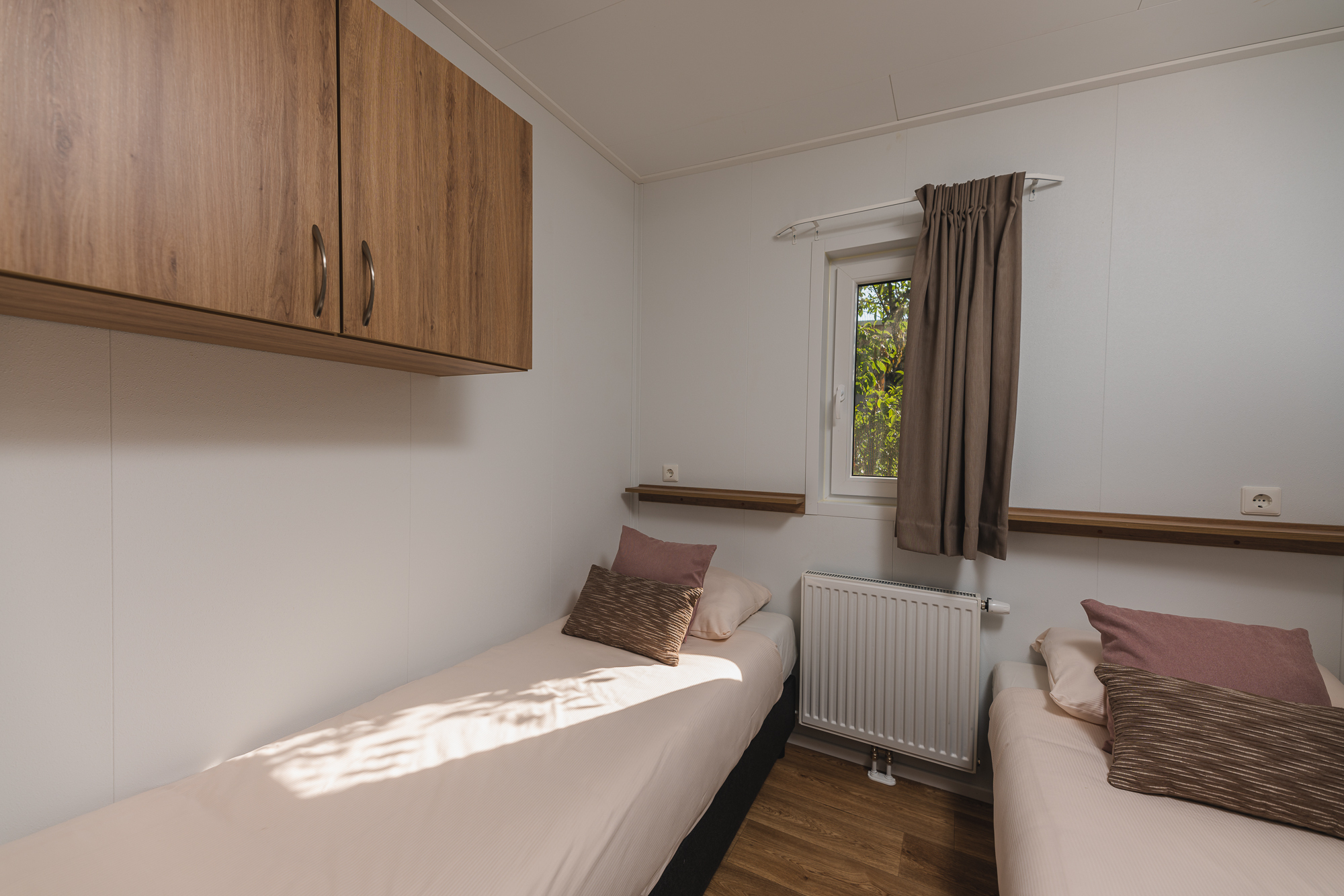 River lodge with hot tub | 4 people in Zuna -4 personen