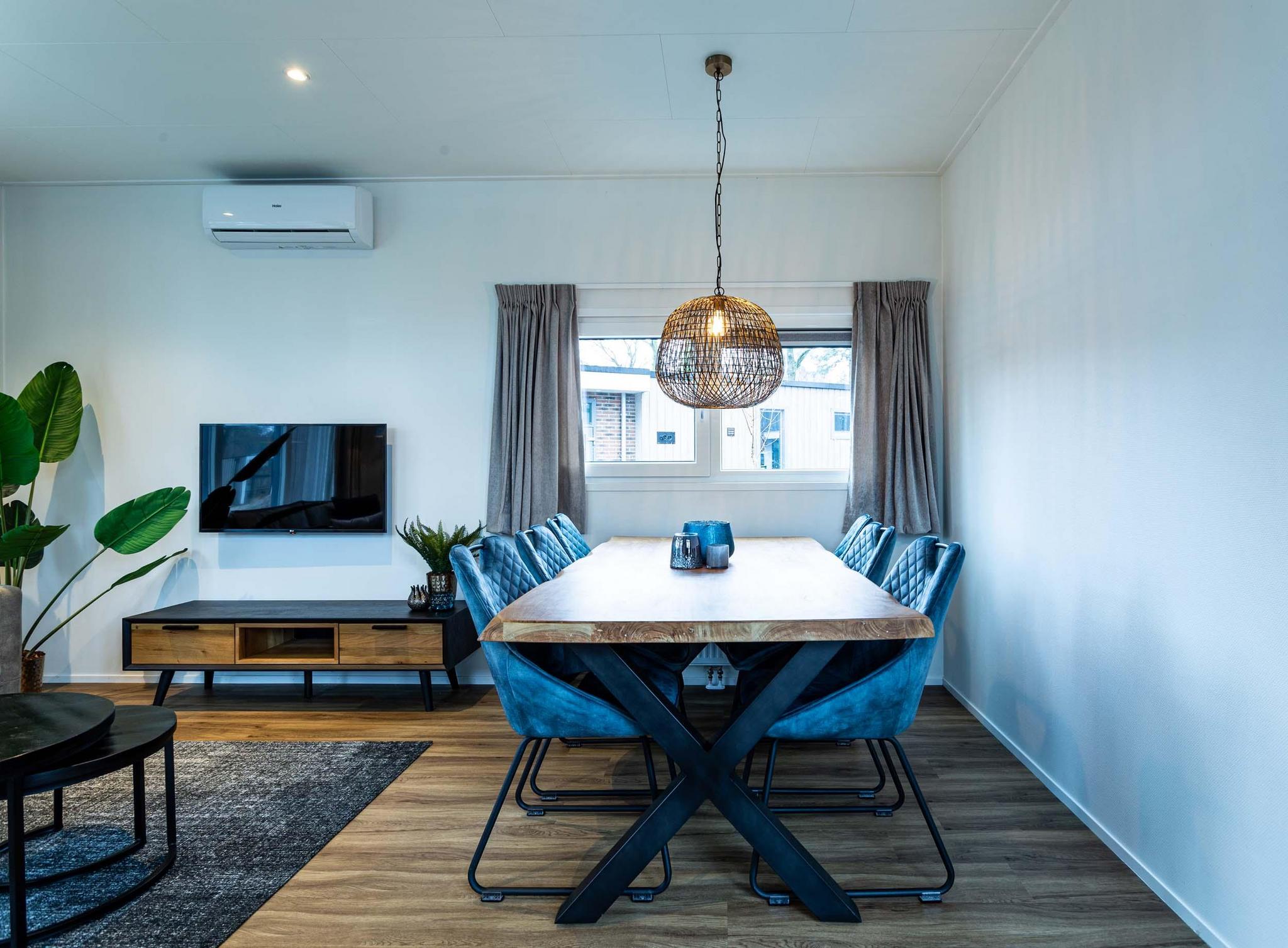 Module Special 6 persons Hottub in Ede -6 personen