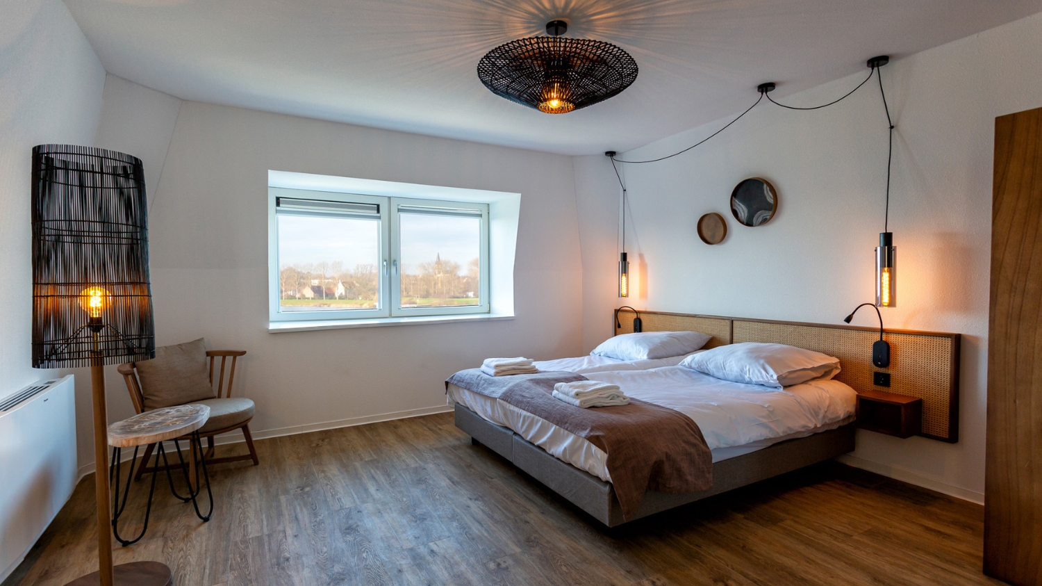 Lake View Penthouse 4p in Thorn -4 personen