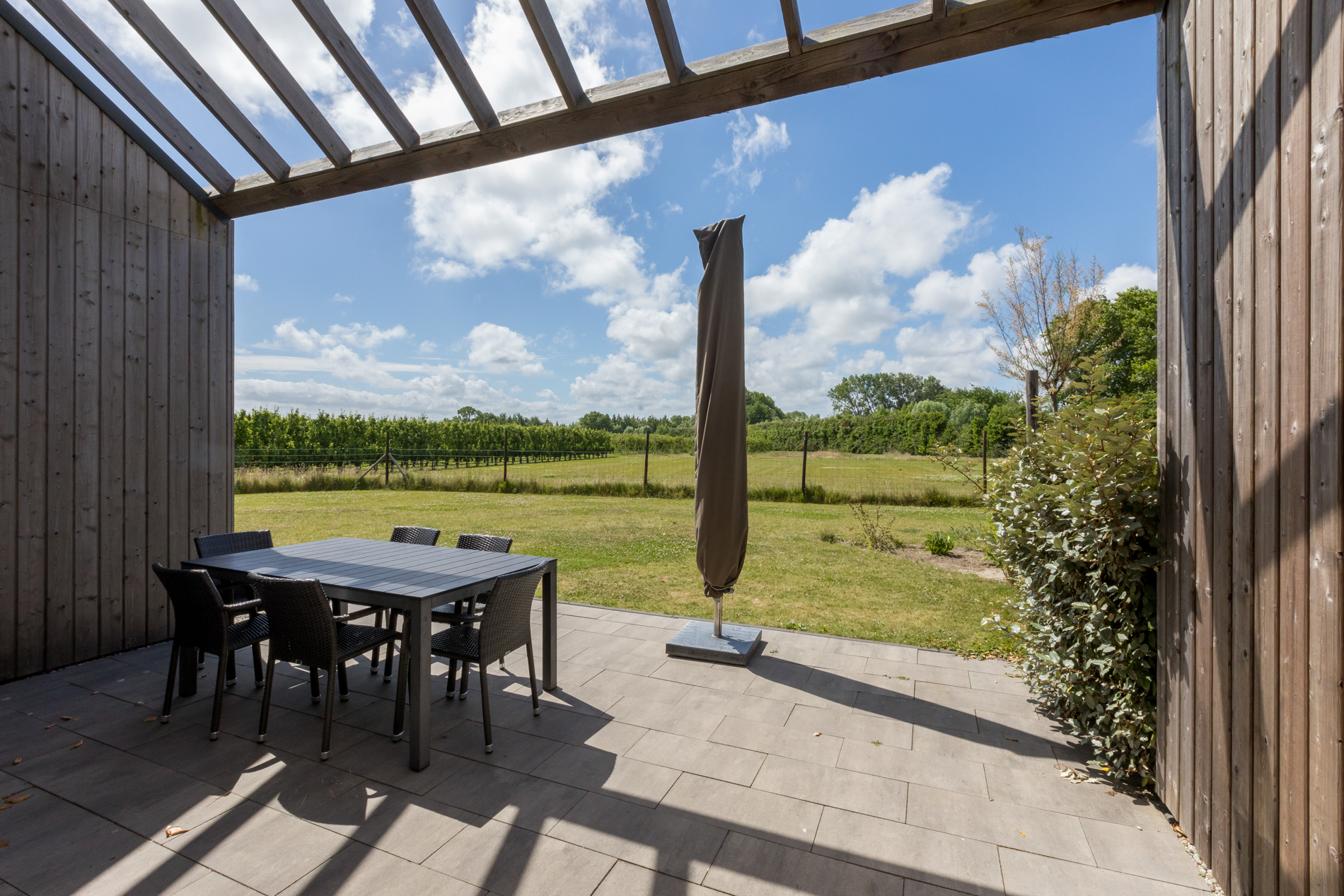 H.Home - Vroondijk 2 | Vrouwenpolder 'Ze in Vrouwenpolder -12 personen