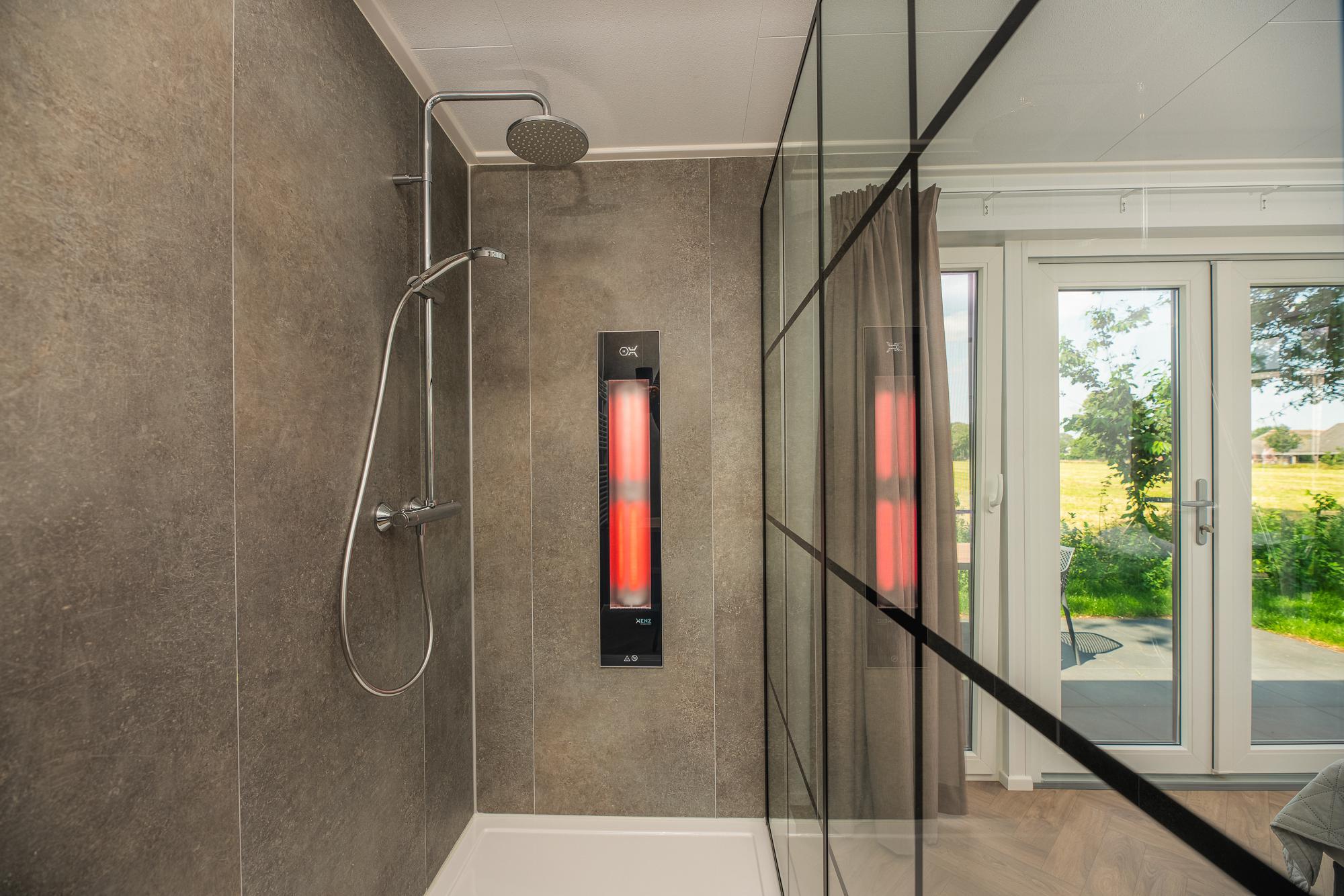 Wellness Lodge jacuzzi, sauna and sunsho in Rijssen -2 personen