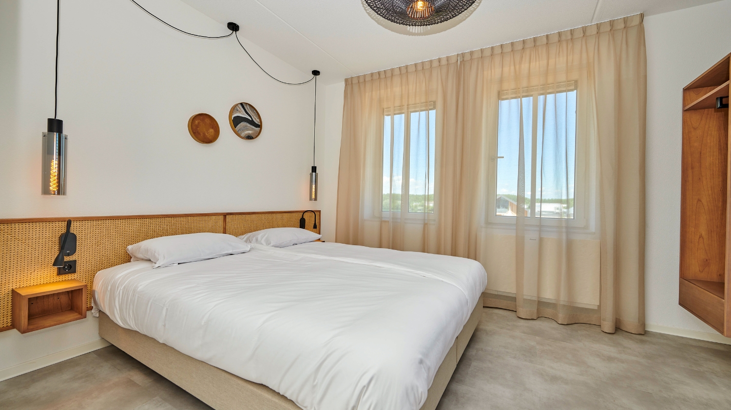 Panorama Lake View Apartment 4p in Thorn -4 personen