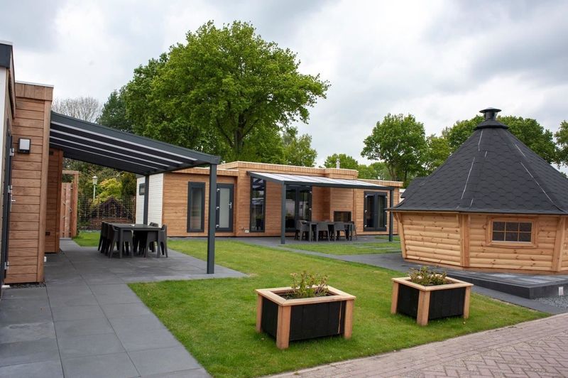 Luxe 18-persoons groepsaccommodatie in Voorthuizen - Max. 18 personen
